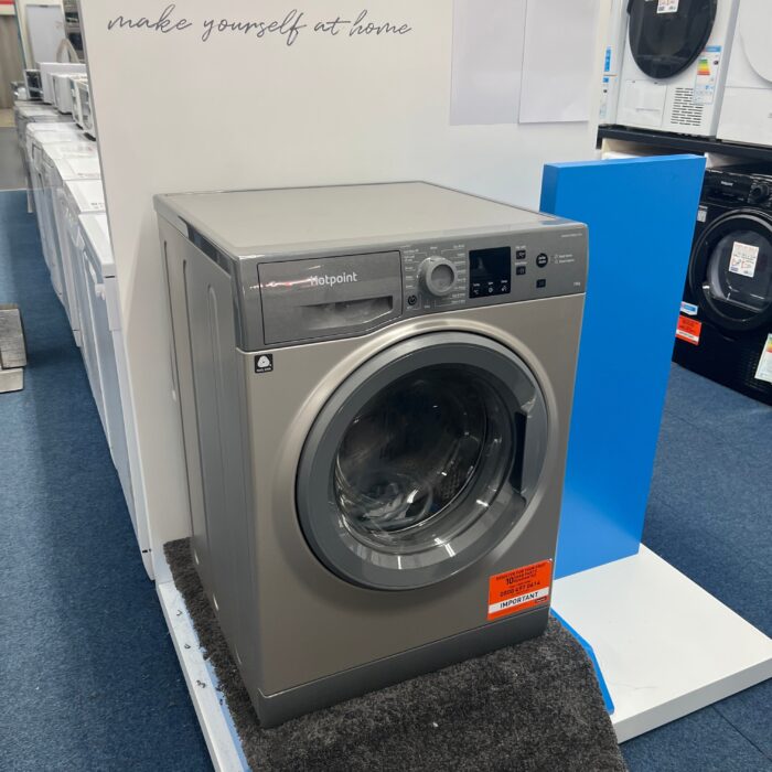 Hotpoint NSWM 1046 GG UK - Graphite Freestanding 10KG Washing Machine - 1400 RPM - A energy - Unboxed